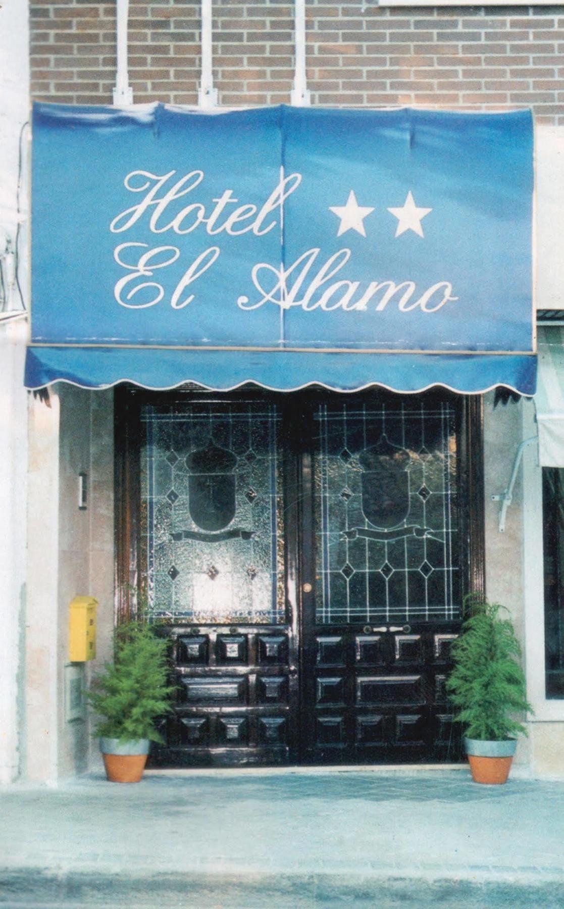 Hotel Restaurante El Álamo Extérieur photo